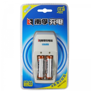 南孚（NANFU）5号2粒 镍氢耐用型1600mAh充电电池+充电器 充电套装 AA